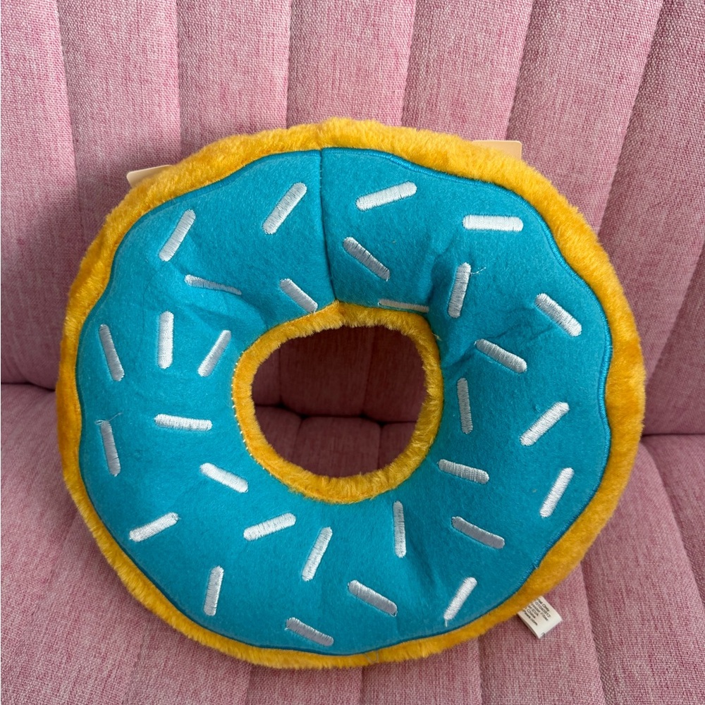 Jumbo Donut Toy for Dogs - Picture 3 of 4